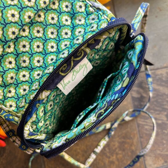 Vera Bradley Mini Hipster Crossbody in Rhythm and Blues Pattern (Like Ne… - Picture 11 of 14